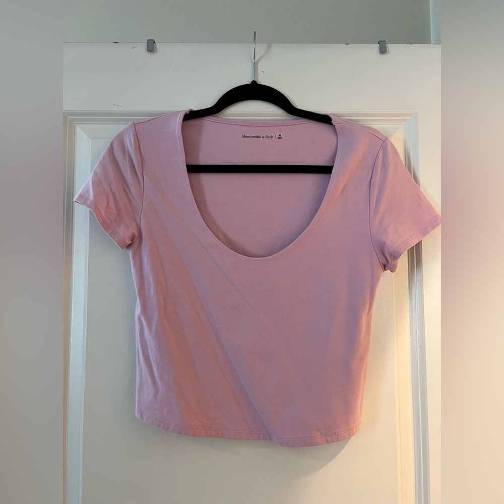 Abercrombie & Fitch Light Pink Scoop Crop Tee